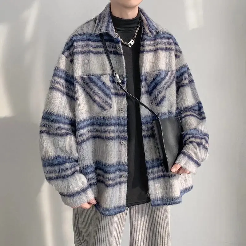 Men's Fashion Woolen Plaid Shirt Jacket Autumn And Winter Ins Trend Loose Lapel Long-sleeved Button Shirt Vintage Shirt
Men's Fashion Woolen Plaid Shirt Jacket Autumn And Winter Ins Trend Loose Lapel Long-sleeved Button Shirt Vintage Shirt