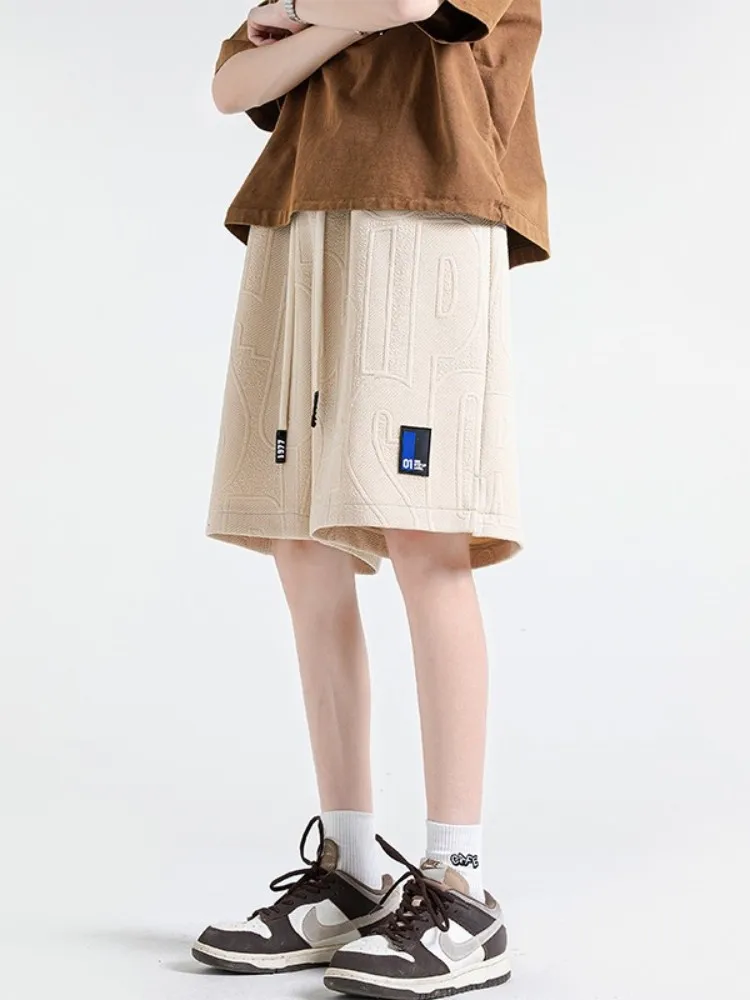 Текстурированные прямые мужские летние тонкие баскетбольные шорты свободного кроя, дышащие, удобные, модные, длиной до колена.
Текстурированные прямые мужские летние тонкие баскетбольные шорты свободного кроя, дышащие, удобные, модные, длиной до колена.