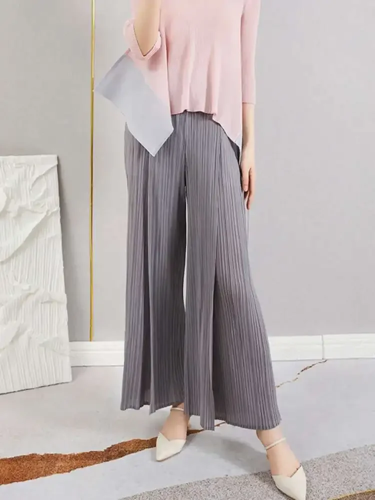 High Waist Solid Colour Irregular Design Sense Casual Peplum Trousers Fashion 2025 Summer New Miyake Women's Pleated Pants
High Waist Solid Colour Irregular Design Sense Casual Peplum Trousers Fashion 2025 Summer New Miyake Women's Pleated Pants