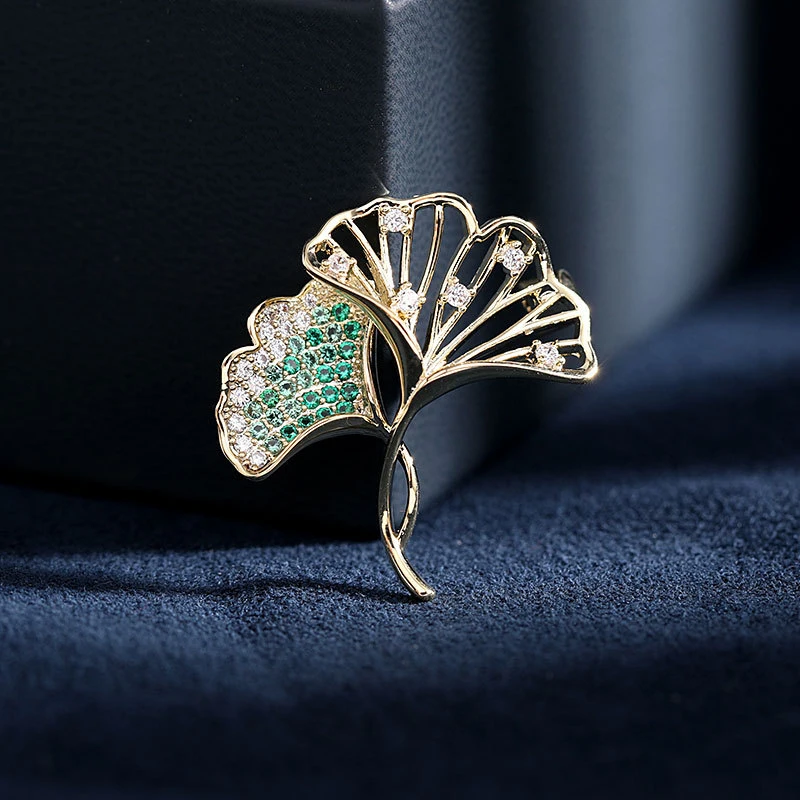 Korean-style brooch accessory with micro-inlaid colored zirconium, anti-exposure buckle for suits and cardigans
Korean-style brooch accessory with micro-inlaid colored zirconium, anti-exposure buckle for suits and cardigans