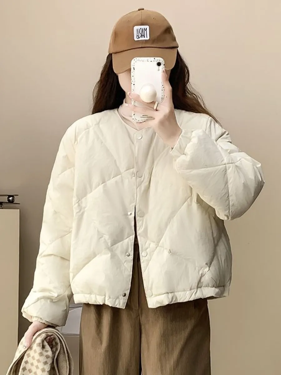 Lightweight Short Women's down Jacket 2026 New Style Korean Version Neckless White Duck Feather Two-Piece Set Fashionable Win...
Lightweight Short Women's down Jacket 2026 New Style Korean Version Neckless White Duck Feather Two-Piece Set Fashionable Win...