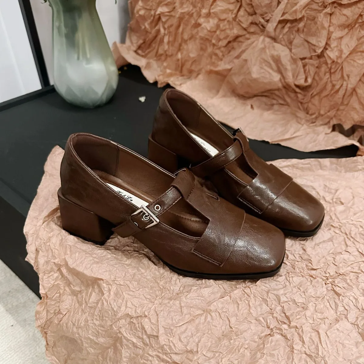 IPPEUM Pumps Women Shoes Block Heel Mary Janes PU Leather Buckle Black Brown Ballet Shoes High Heel
IPPEUM Pumps Women Shoes Block Heel Mary Janes PU Leather Buckle Black Brown Ballet Shoes High Heel