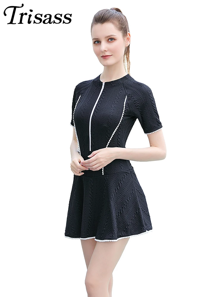 Trisass 2024 New One-Piece Women Swimsuit With Skirt Short Sleeve UV-protective Monokini Short Pants Bodysuit Bathing suit
Trisass 2024 New One-Piece Women Swimsuit With Skirt Short Sleeve UV-protective Monokini Short Pants Bodysuit Bathing suit