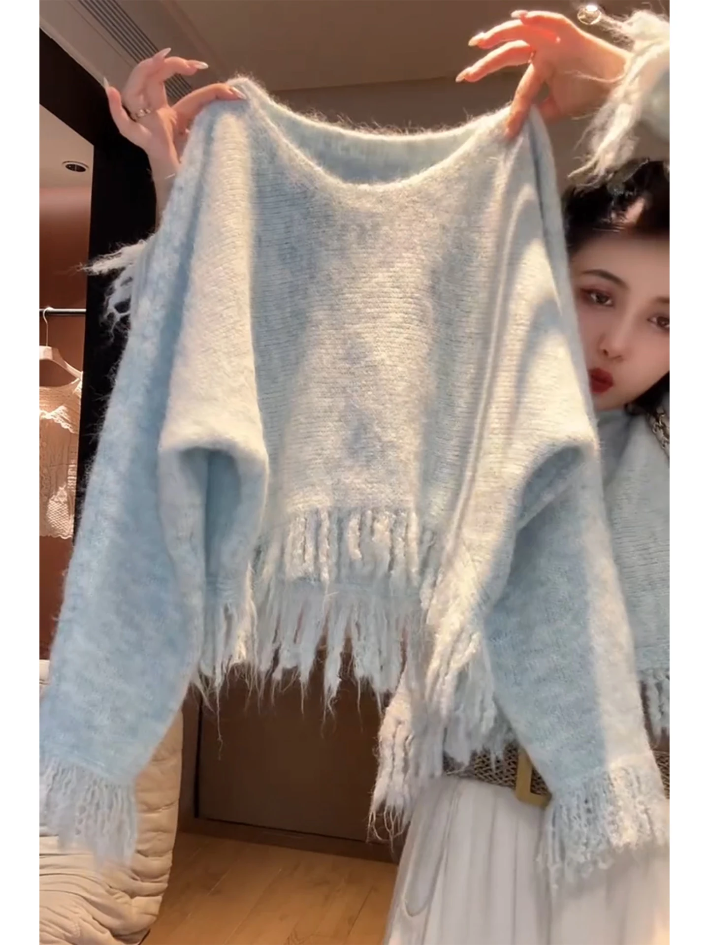 Korean Sle Loose round Ne Fringed Knitwear Women's Soft Lazy Sle ort Length Sweater Spring Season Comfortable Fit
Korean Sle Loose round Ne Fringed Knitwear Women's Soft Lazy Sle ort Length Sweater Spring Season Comfortable Fit