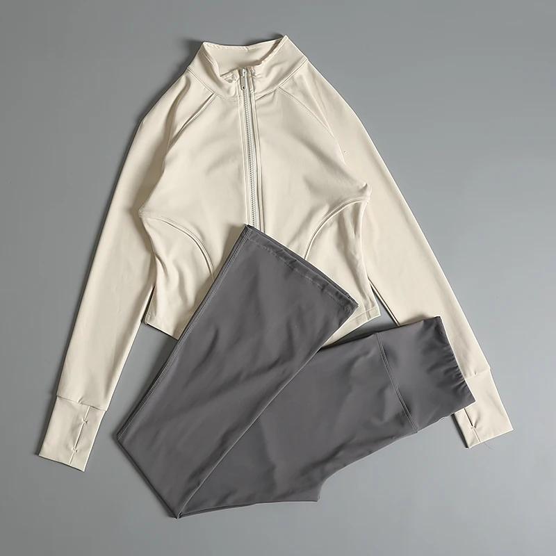 Yoga suit for women in autumn and winter tight high-end slimming fashionable quick-drying professional Pilates sports morning
Yoga suit for women in autumn and winter tight high-end slimming fashionable quick-drying professional Pilates sports morning