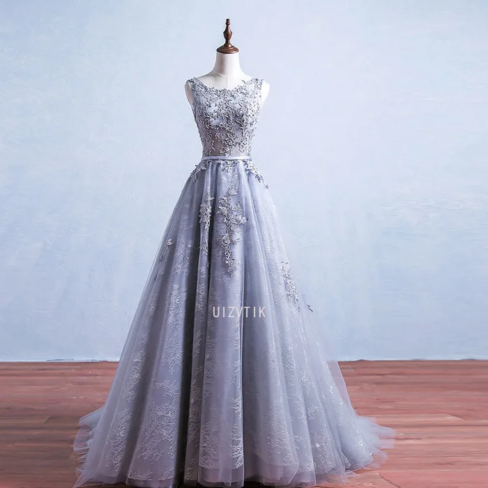 2026 New Customized A-Line Evening Dresses Tulle Appliques Elegant Prom Party Gowns Formal Vestido De Noche robes de soirée
2026 New Customized A-Line Evening Dresses Tulle Appliques Elegant Prom Party Gowns Formal Vestido De Noche robes de soirée