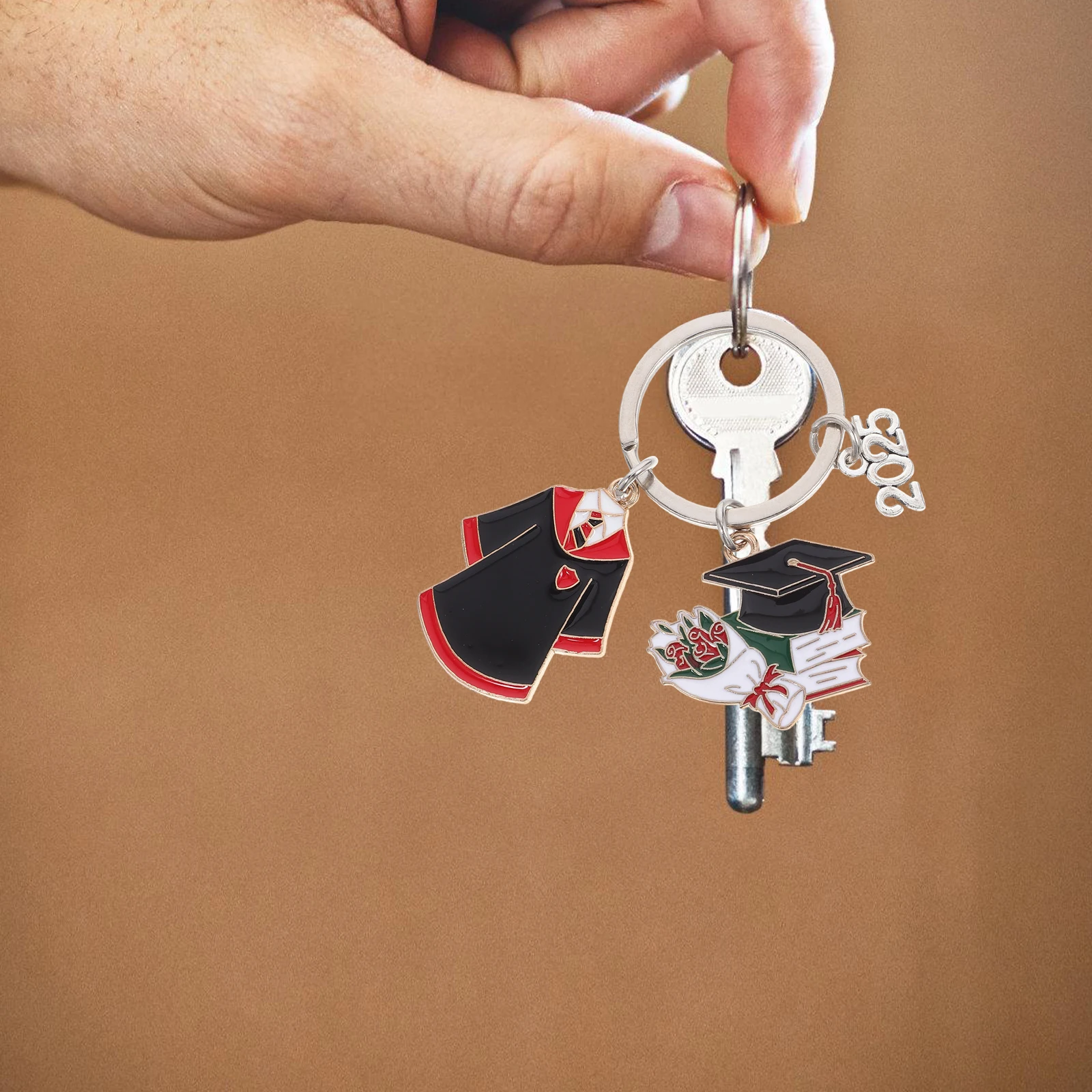 2025 Graduation Season Keychain Party Favors College Graduate Gifts Sturdy Zinc Alloy Creative Design Keepsake Bag Attachment
2025 Graduation Season Keychain Party Favors College Graduate Gifts Sturdy Zinc Alloy Creative Design Keepsake Bag Attachment