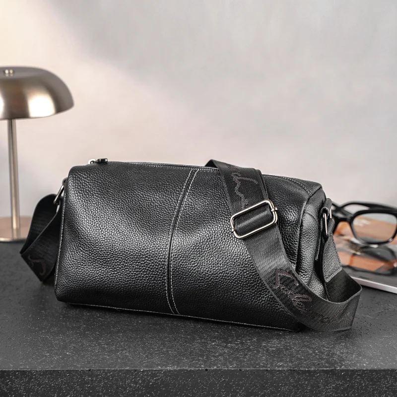 Genuine Leather Shoulder Crossbody Bags for Men 2026 New High Quality Japanese Messenger Bag Male Handbags Travel Man Satchels
Genuine Leather Shoulder Crossbody Bags for Men 2026 New High Quality Japanese Messenger Bag Male Handbags Travel Man Satchels