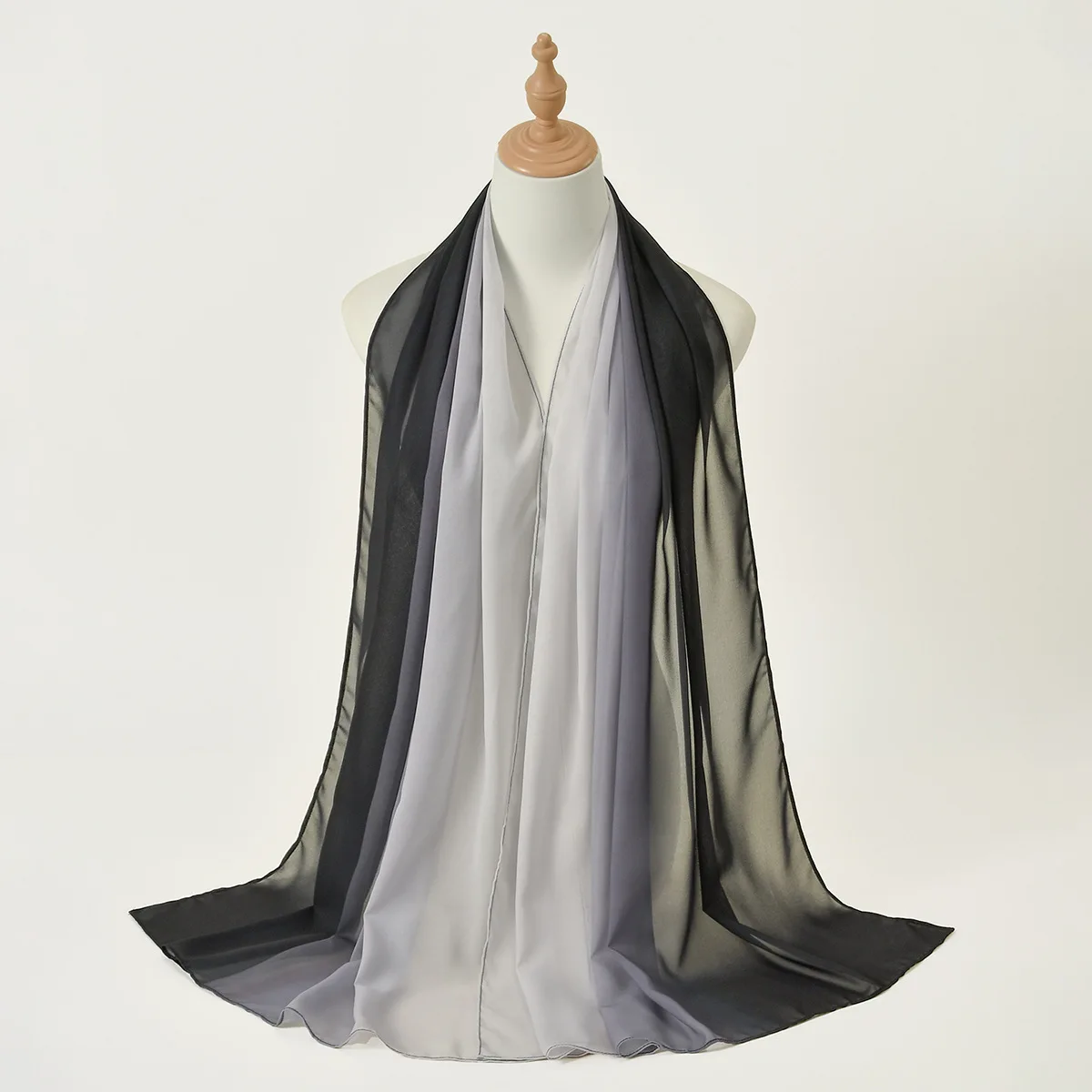 Gradient Color Chiffon Hijab Scarf Long Shawl Wrap High Quality Muslim Bandanas Headband Bufanda Foulard Turbante Mujer 180*70cm 
Gradient Color Chiffon Hijab Scarf Long Shawl Wrap High Quality Muslim Bandanas Headband Bufanda Foulard Turbante Mujer 180*70cm