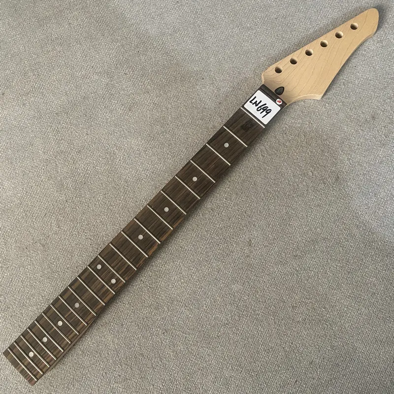 LN699 ST Electric Guitar Neck Unfinished DIY Part No Logo 22 Frets Right Hand Rosewood Trussrod Inlay
LN699 ST Electric Guitar Neck Unfinished DIY Part No Logo 22 Frets Right Hand Rosewood Trussrod Inlay