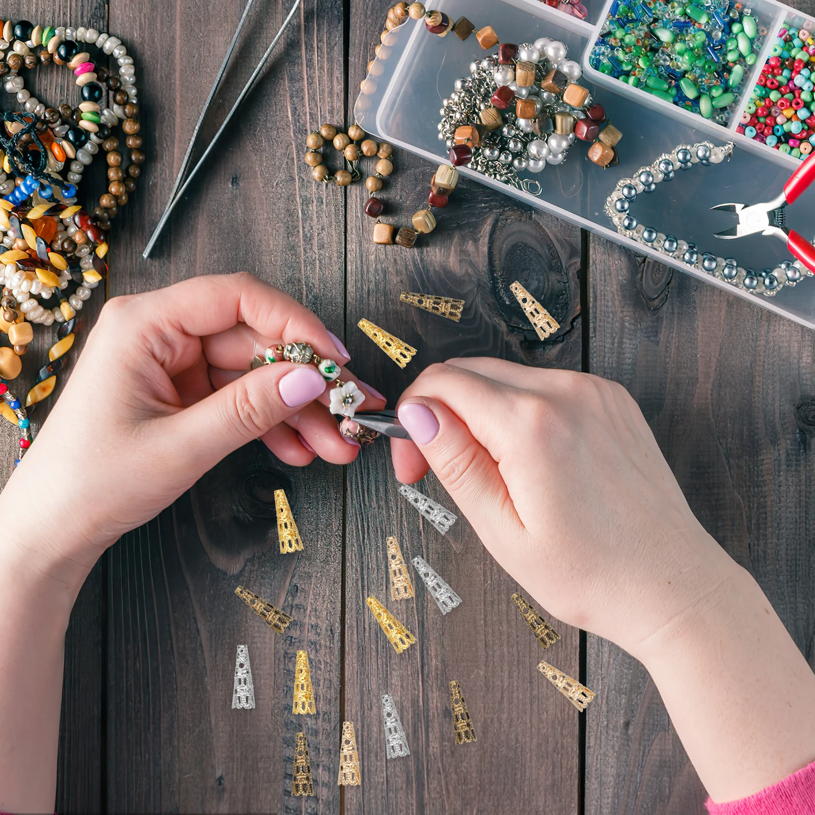 200pcs Metal Bead Caps Hollow Flower DIY Jewelry Making Materials Spacer Beads Earrings Necklace Bracelet Accessories
200pcs Metal Bead Caps Hollow Flower DIY Jewelry Making Materials Spacer Beads Earrings Necklace Bracelet Accessories