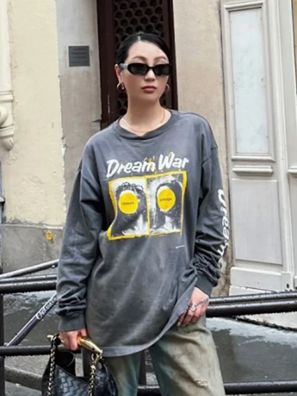 Dream War Print Long Sleeve T-Shirt Men's Women's Washed Vintage American Style Casual Cotton Top for Everyday Wear
Dream War Print Long Sleeve T-Shirt Men's Women's Washed Vintage American Style Casual Cotton Top for Everyday Wear