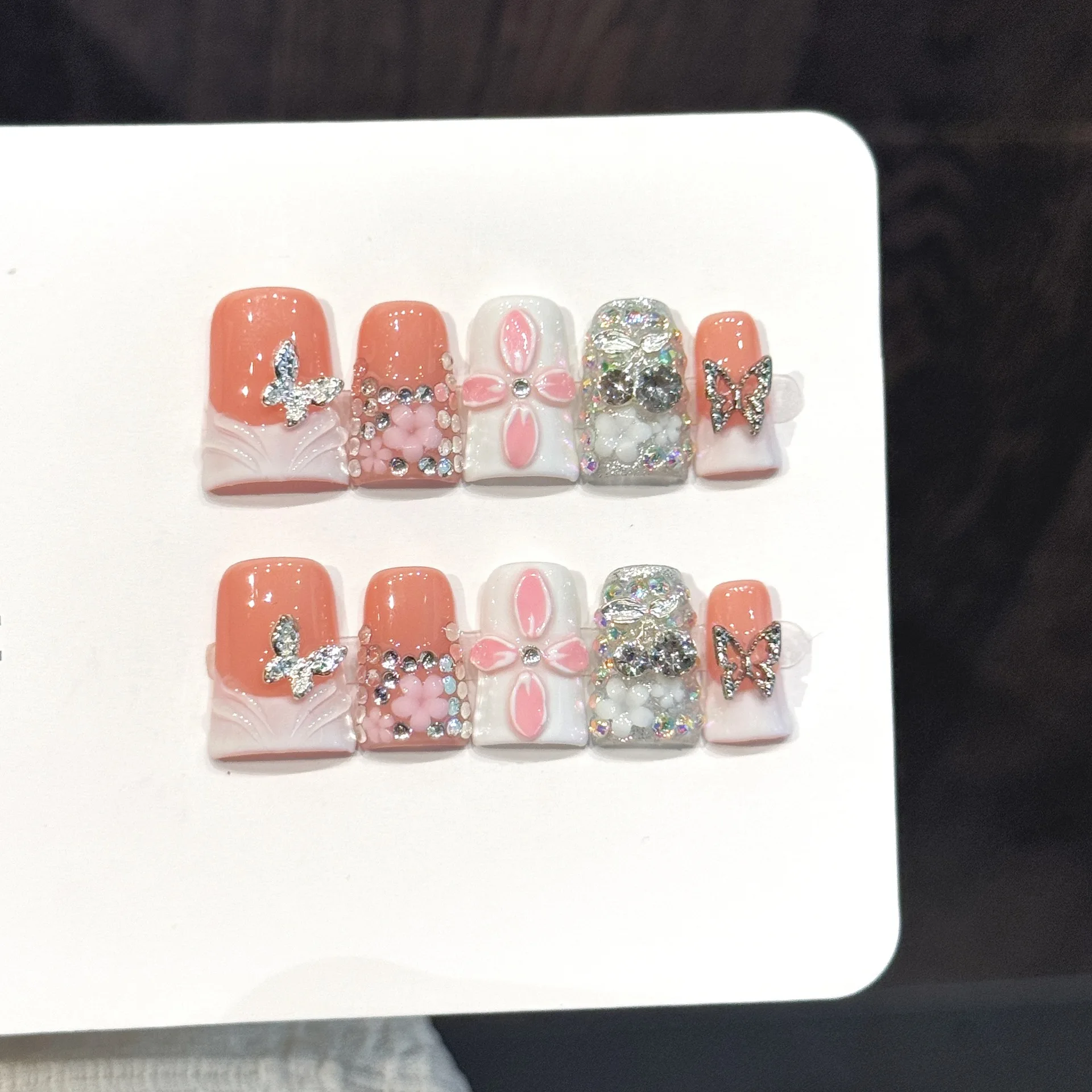 10pcs Pure Hand Pressed Duck Nail Art,Nice Fake Nails,Peach Pink Flowers And Butterflies Full Of Diamonds,Suitable For Women
10pcs Pure Hand Pressed Duck Nail Art,Nice Fake Nails,Peach Pink Flowers And Butterflies Full Of Diamonds,Suitable For Women