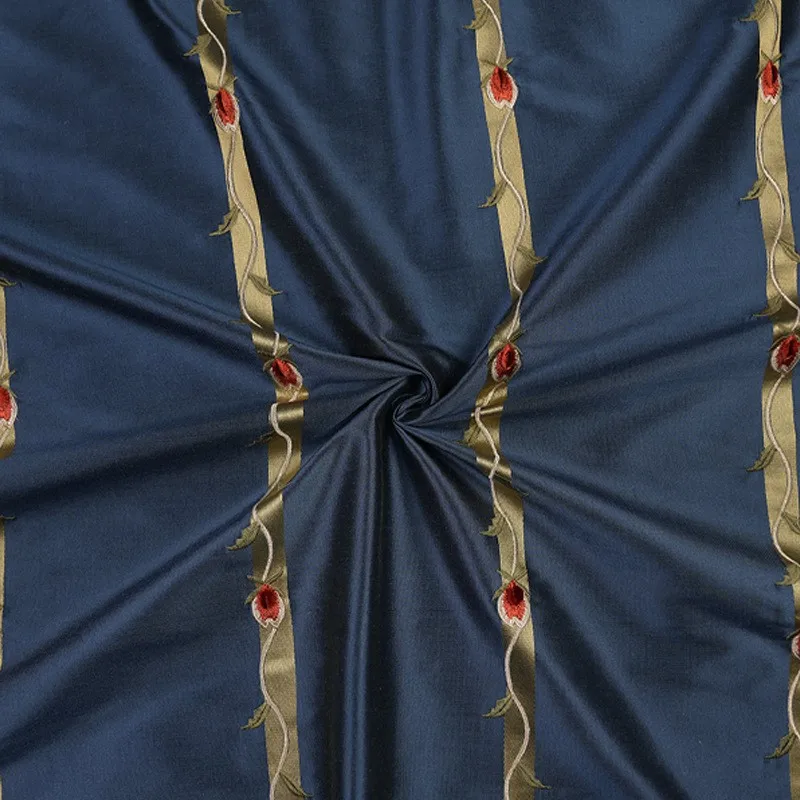 Embroidered jacquard double fabric silk real traditional pattern Chinese cheongsam clothing
Embroidered jacquard double fabric silk real traditional pattern Chinese cheongsam clothing