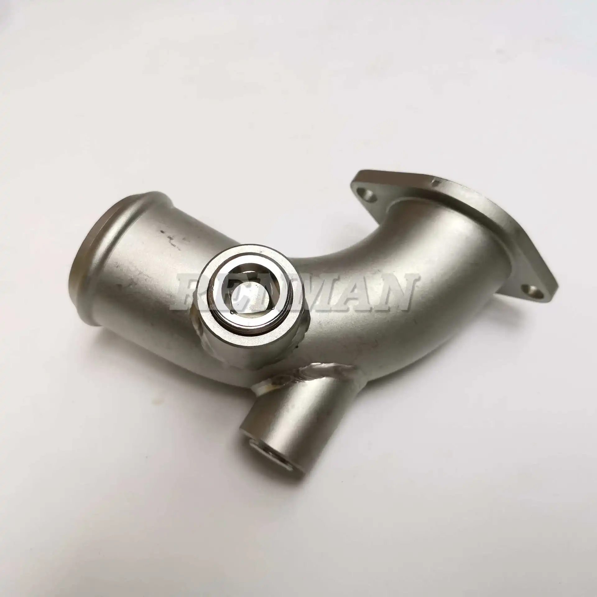 Dongfeng Cummins construction machinery EFI QSL8.9 engine inlet pipe joint thermostat seat 5301702
Dongfeng Cummins construction machinery EFI QSL8.9 engine inlet pipe joint thermostat seat 5301702
