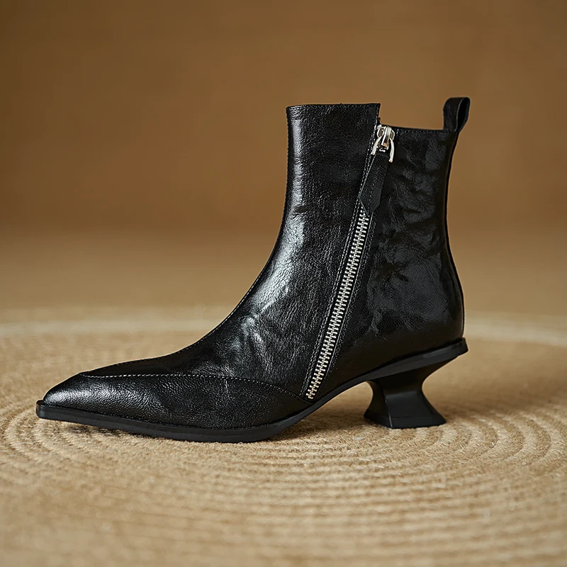 2025 Women Genuine Leather Ankle Boots Pointed Toe Modern Party Shoes Autumn
2025 Women Genuine Leather Ankle Boots Pointed Toe Modern Party Shoes Autumn