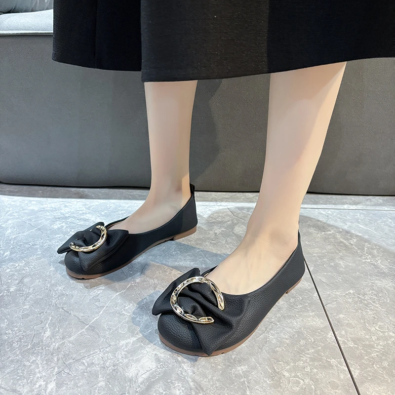 2025 Women's Casual Fashion Comfortable Non-slip Wear-resistant Simple Metal Decorative Casual Breathable Ballet Flats Loafers
2025 Women's Casual Fashion Comfortable Non-slip Wear-resistant Simple Metal Decorative Casual Breathable Ballet Flats Loafers