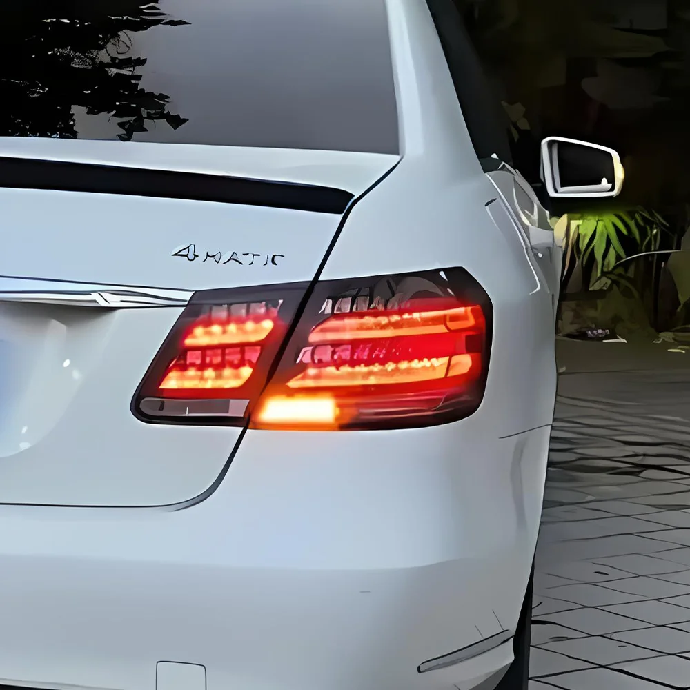 Для Benz E-Class W212 E200 E260 E300 2009-2013 светодиодные автомобильные задние фонари в сборе, обновленный стиль Maybach, динамические аксессуары для задних фонарей
Для Benz E-Class W212 E200 E260 E300 2009-2013 светодиодные автомобильные задние фонари в сборе, обновленный стиль Maybach, динамические аксессуары для задних фонарей