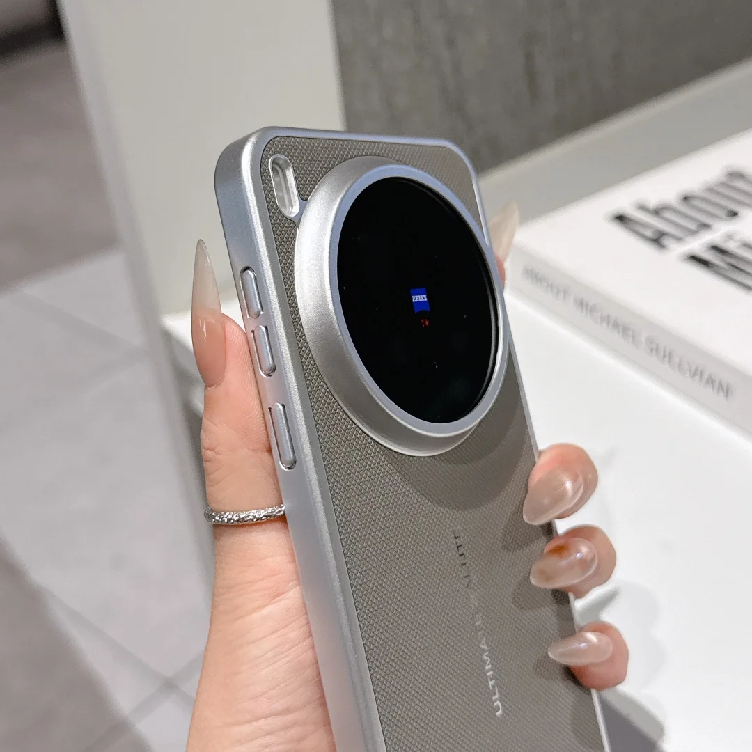 For Vivo X300 Pro Case Protective Ultimate Letter Design Solid Magsafe Pattern Mobile Phone Back Cover
For Vivo X300 Pro Case Protective Ultimate Letter Design Solid Magsafe Pattern Mobile Phone Back Cover