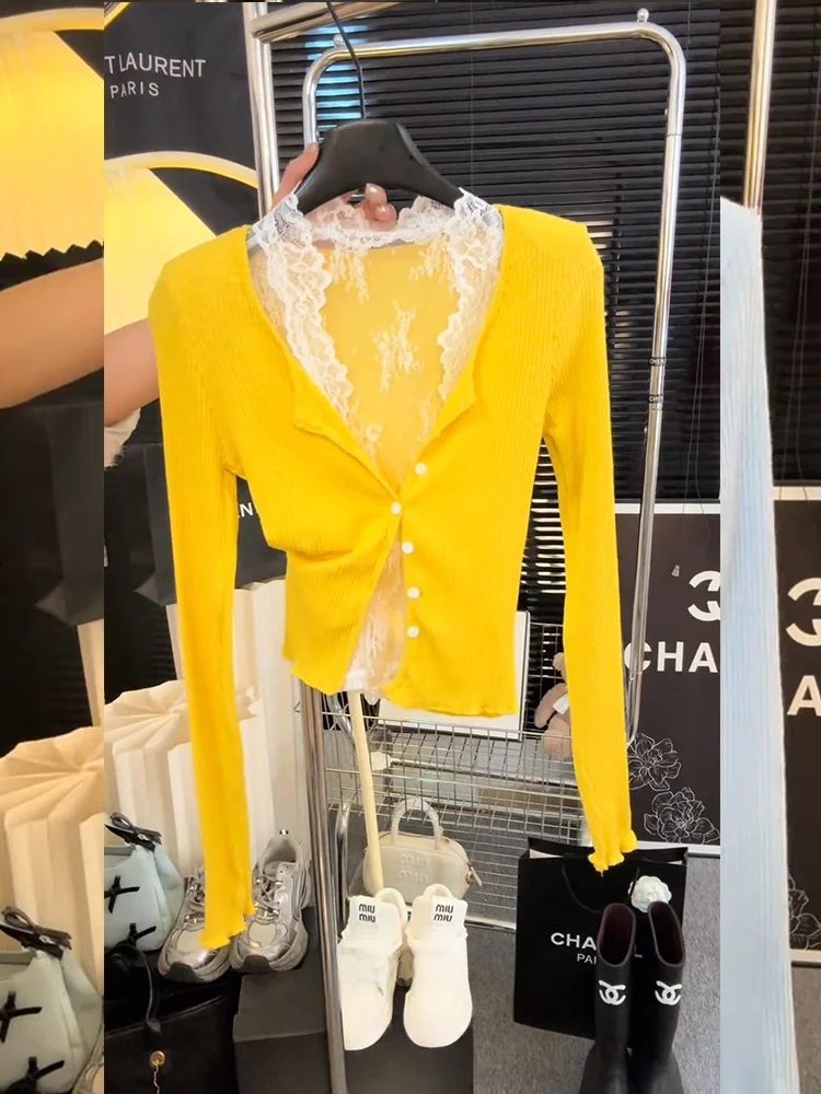 Early Autumn 2026 Spicy Girl Pure Desire Lace Knitted Vest Two-Piece Set Women Slimming Versatile Top Korean Style Commute
Early Autumn 2026 Spicy Girl Pure Desire Lace Knitted Vest Two-Piece Set Women Slimming Versatile Top Korean Style Commute