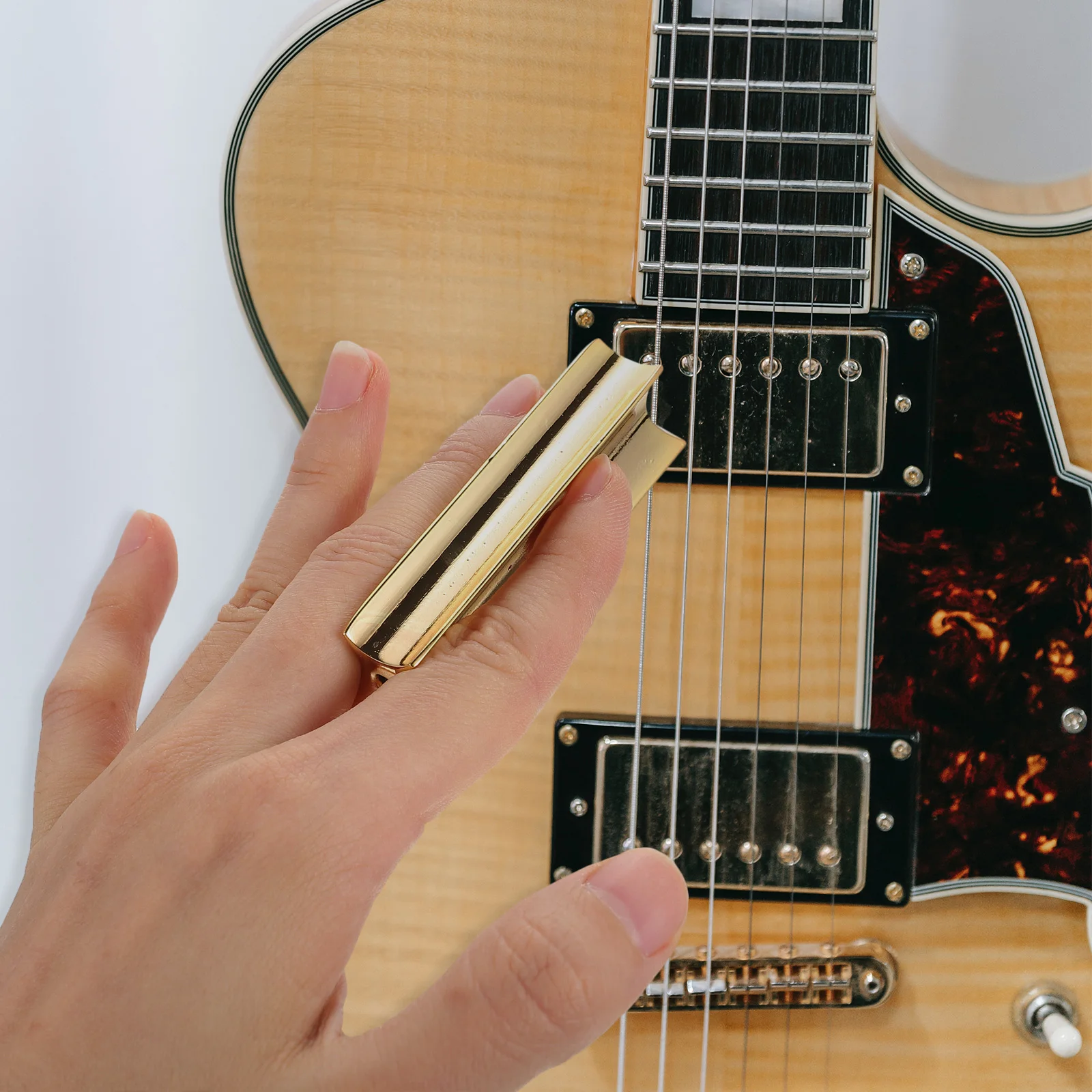 Sturdy Zinc Alloy Guitar Slide Bar Corrosion Resistant Durable Tone Stick Golden Small Light Practical Accessory Bass String
Sturdy Zinc Alloy Guitar Slide Bar Corrosion Resistant Durable Tone Stick Golden Small Light Practical Accessory Bass String