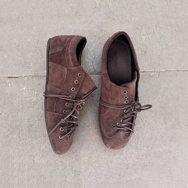 British Style Outdoor Casual Sports Trainer Shoes Men's Retro Football Flat Bottom Agan Training Leather Shoes
British Style Outdoor Casual Sports Trainer Shoes Men's Retro Football Flat Bottom Agan Training Leather Shoes