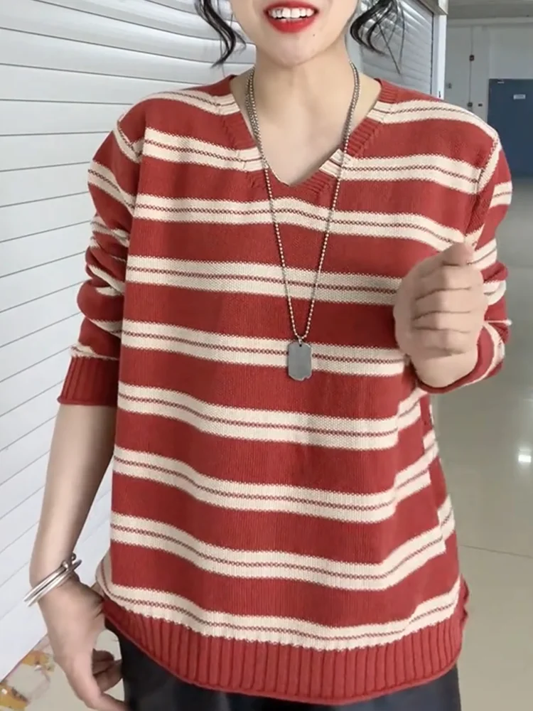 Корейский полосатый трикотажный джемпер для женщин: модный, универсальный, больших размеров, стройнящий, омолаживающий, теплый, с длинными рукавами
Корейский полосатый трикотажный джемпер для женщин: модный, универсальный, больших размеров, стройнящий, омолаживающий, теплый, с длинными рукавами