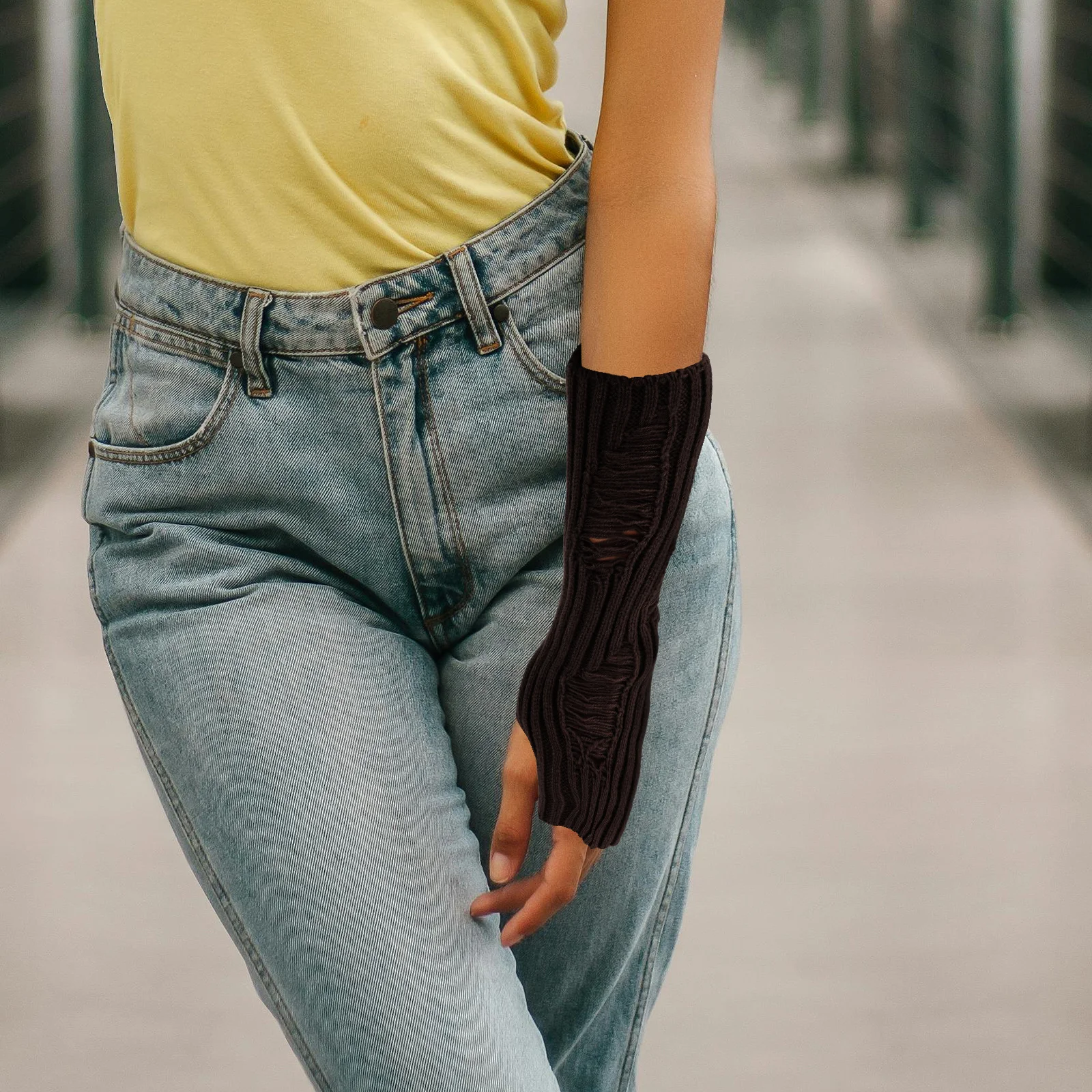 2Pairs Fingerless Gloves Women Punk Holes Knitted Arm Warmers Sleeves Soft Cold Weather Autumn Winter Fingerless Mittens
2Pairs Fingerless Gloves Women Punk Holes Knitted Arm Warmers Sleeves Soft Cold Weather Autumn Winter Fingerless Mittens