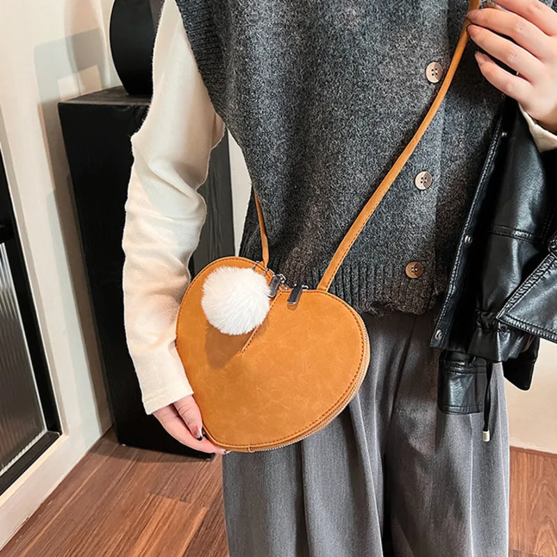 Shoulder Bag Autumn And Winter New Product light Luxury Street Trend Women's Multifunctional Three-dimensional Crossbody Bag
Shoulder Bag Autumn And Winter New Product light Luxury Street Trend Women's Multifunctional Three-dimensional Crossbody Bag