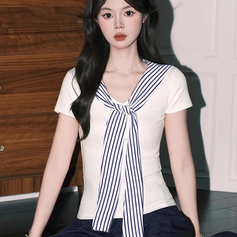 Summer Korean College Style Stripe Navy Collar Short Sleeve Slim T-shirt For Women
Summer Korean College Style Stripe Navy Collar Short Sleeve Slim T-shirt For Women
