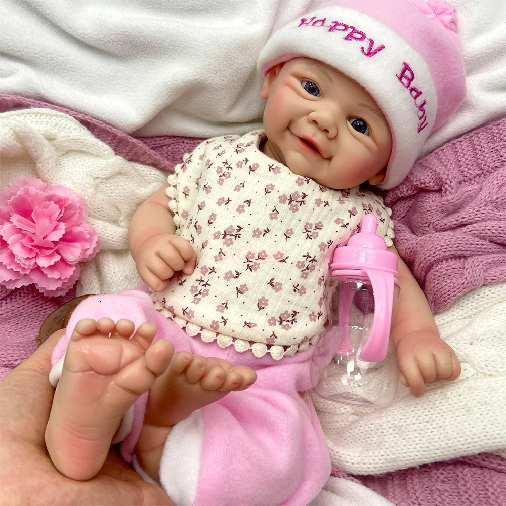 Adorable 17Inch Handmade Painted Silicone Reborn Baby Washable Newborn Bebe Girl/Boy Realistic Blue Eyes Doll for Artist Gift
Adorable 17Inch Handmade Painted Silicone Reborn Baby Washable Newborn Bebe Girl/Boy Realistic Blue Eyes Doll for Artist Gift