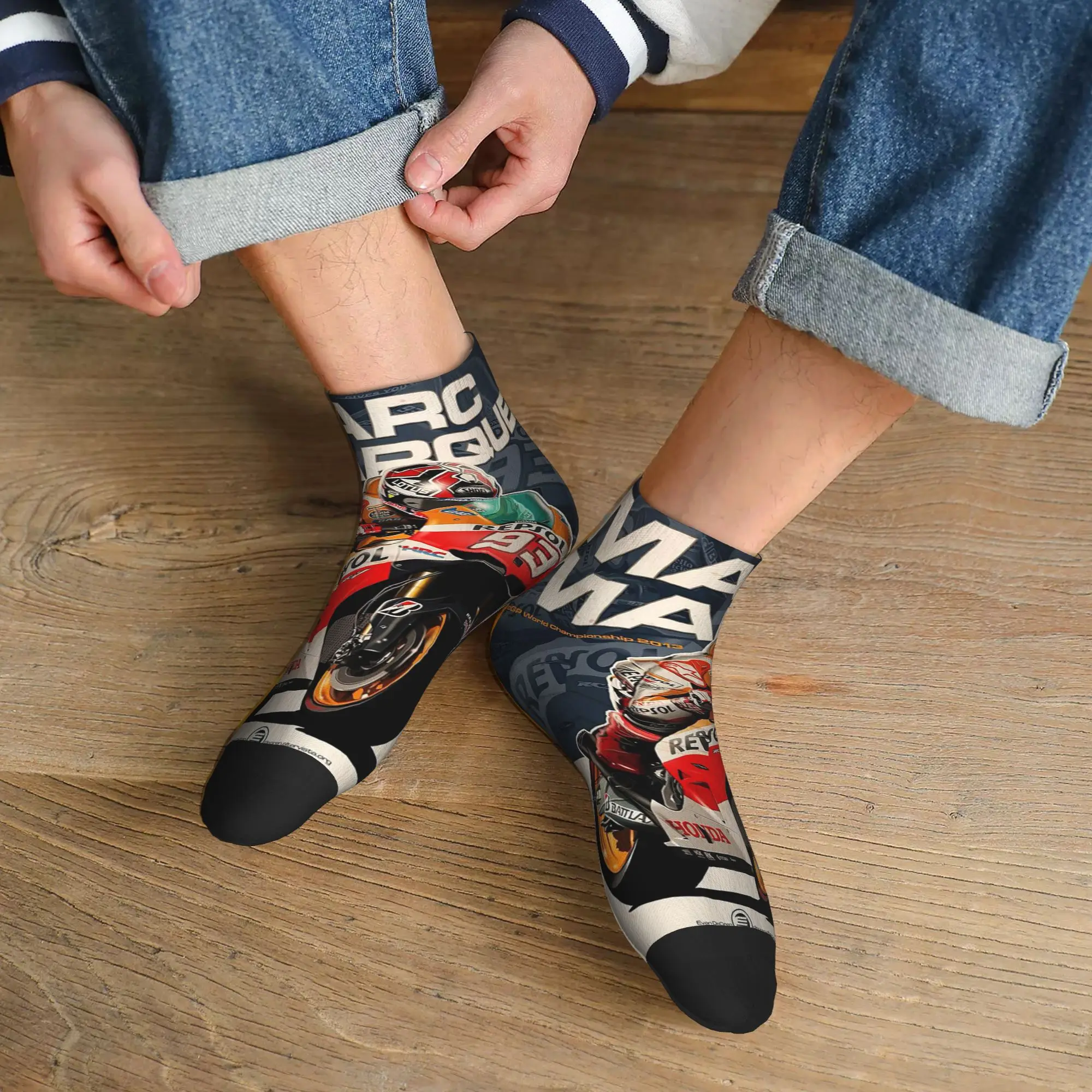 All Seasons Motorcycle Marc Marqueze 93 Socks Harajuku Super Soft Sport Middle Tube Socks Soft Casual Stockings for Men Women
All Seasons Motorcycle Marc Marqueze 93 Socks Harajuku Super Soft Sport Middle Tube Socks Soft Casual Stockings for Men Women