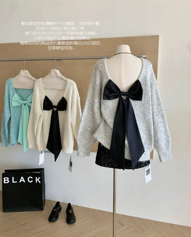 Korean Fashion New Women Knitted Tops Sweaters Bow Design Backless Long Sleeve O Neck Loose All Match Female Pullover Knitwear
Korean Fashion New Women Knitted Tops Sweaters Bow Design Backless Long Sleeve O Neck Loose All Match Female Pullover Knitwear