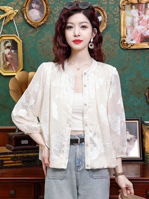 Lightweight Long Sleeve Floral Embroidery Women's Summer Fashion Casual Air Conditioned Sun Protection Jacket Outerwear
Lightweight Long Sleeve Floral Embroidery Women's Summer Fashion Casual Air Conditioned Sun Protection Jacket Outerwear