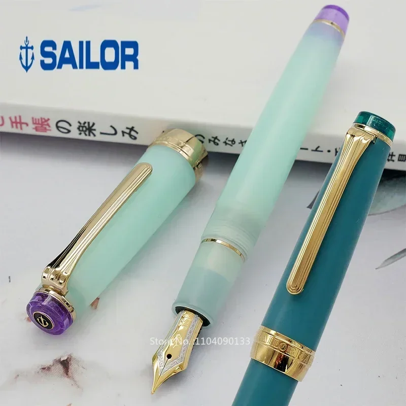 Новая популярная японская ручка SAILOR для письма и музыки, средний размер, из 21-каратного золота, с эффектом звука дождя, матовая, серия Four Seasons Weaving Rain Sound Pen
Новая популярная японская ручка SAILOR для письма и музыки, средний размер, из 21-каратного золота, с эффектом звука дождя, матовая, серия Four Seasons Weaving Rain Sound Pen