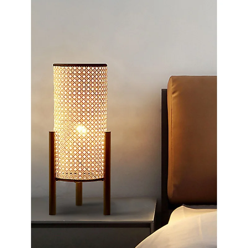 Customized living room sofa floor lamp Japanese study bedroom bedside table lamp rattan art
Customized living room sofa floor lamp Japanese study bedroom bedside table lamp rattan art