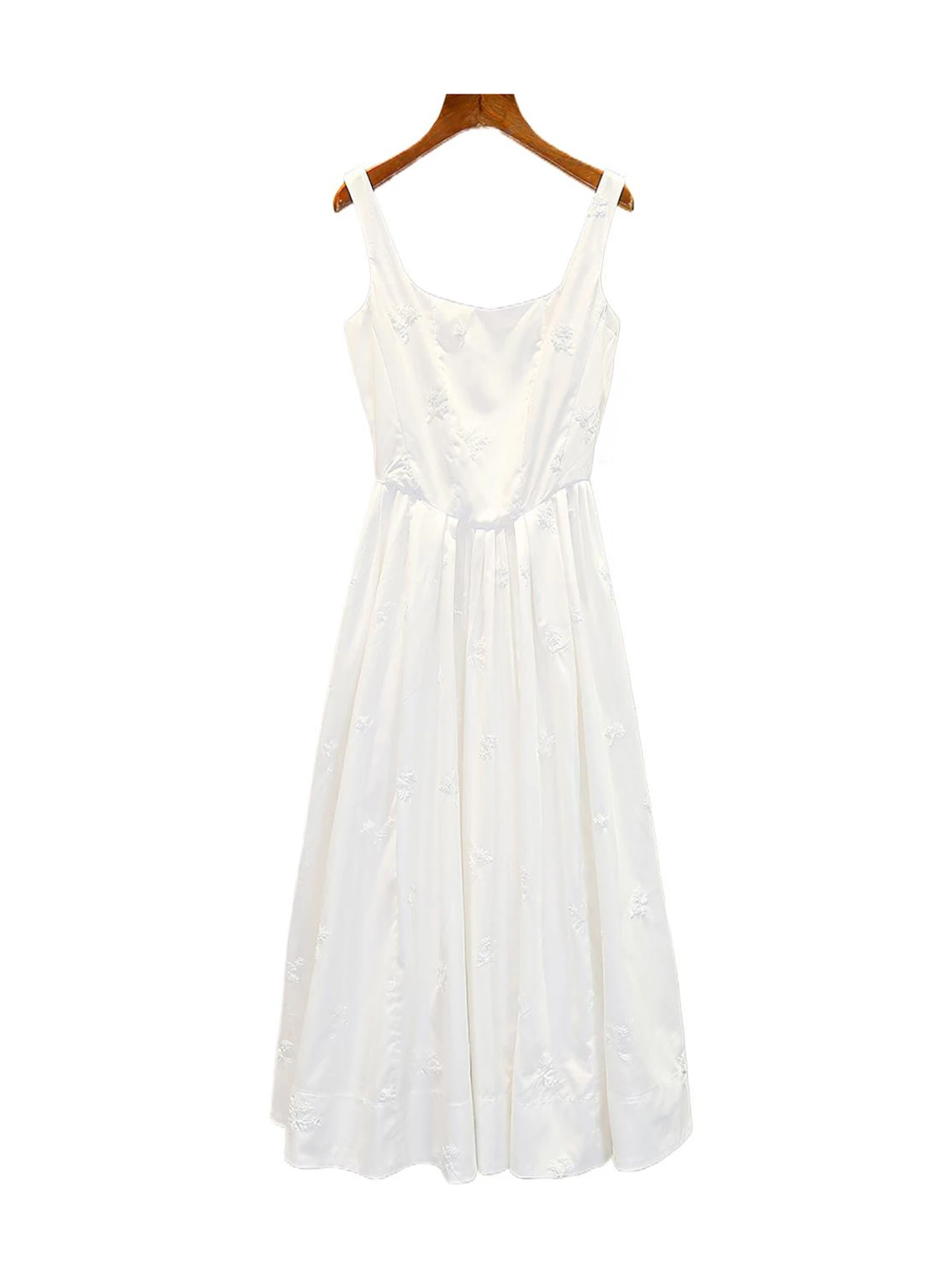 Ele White Embroidered Long Strapl Dr High Waist A-Line Silhouette Commute Sle Summer 2025 Faion Trend
Ele White Embroidered Long Strapl Dr High Waist A-Line Silhouette Commute Sle Summer 2025 Faion Trend