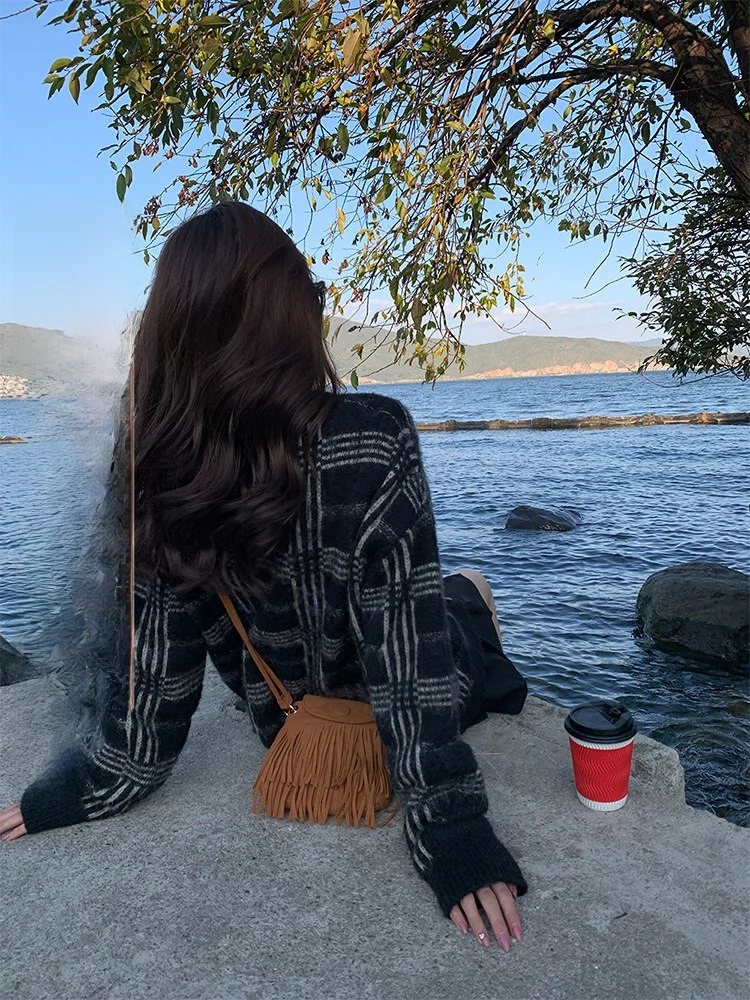 Miaolab Warm Plaid Knitted Open Cardigan Women's Autumn Winter Sweater Jaet Sweet Sle Regular Length Other Material
Miaolab Warm Plaid Knitted Open Cardigan Women's Autumn Winter Sweater Jaet Sweet Sle Regular Length Other Material