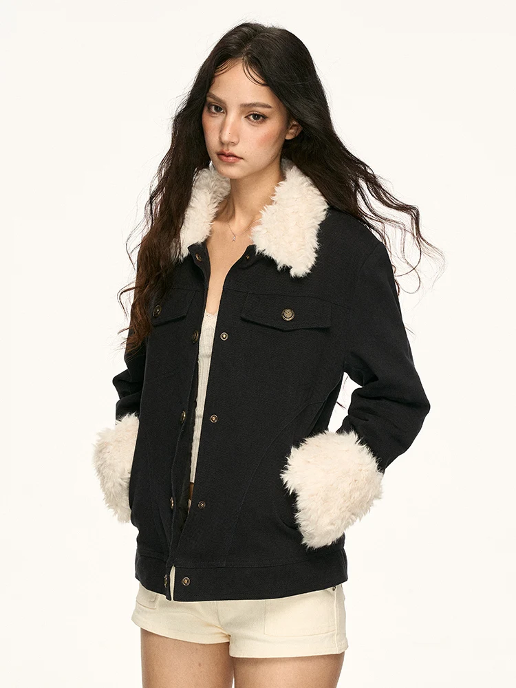 Женская утепленная хлопковая куртка Aaisup в американском ретро-стиле с меховым воротником, осенне-зимняя новинка, приталенное пальто
Женская утепленная хлопковая куртка Aaisup в американском ретро-стиле с меховым воротником, осенне-зимняя новинка, приталенное пальто