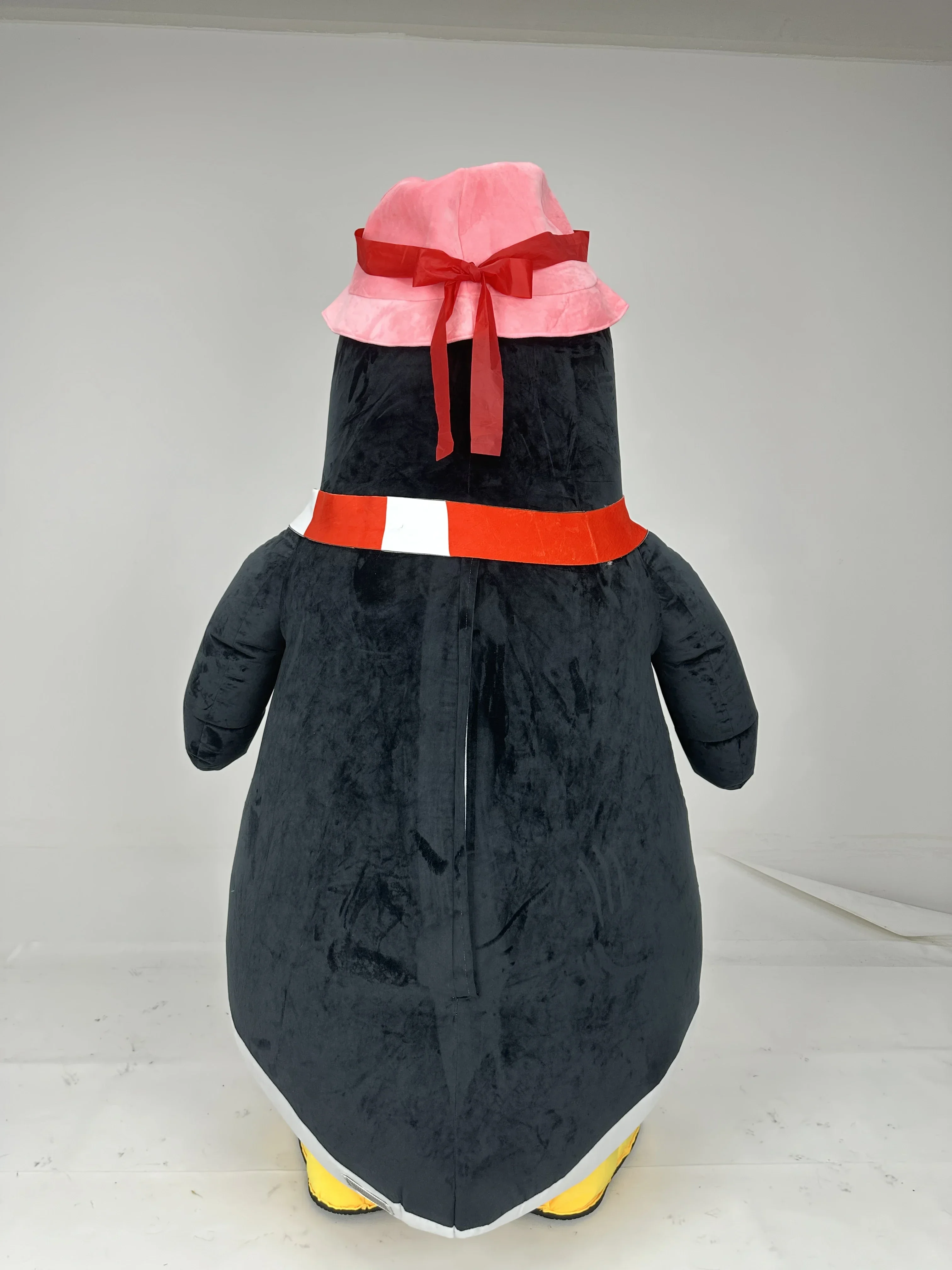 Giant Inflatable Hat Penguin Mascot Costume Walking Blow Up Outfits Adults Advertising Party No Battery
Giant Inflatable Hat Penguin Mascot Costume Walking Blow Up Outfits Adults Advertising Party No Battery