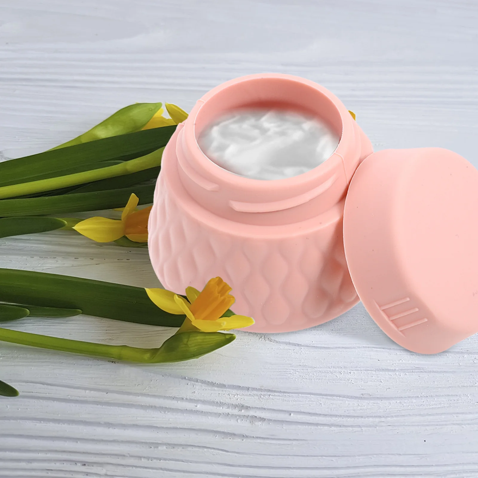 4Pcs Silicone Makeup Bottles Small Portable Travel Cream Containers Leakproof Refillable Lightweight Makeup Bottles 
4Pcs Silicone Makeup Bottles Small Portable Travel Cream Containers Leakproof Refillable Lightweight Makeup Bottles