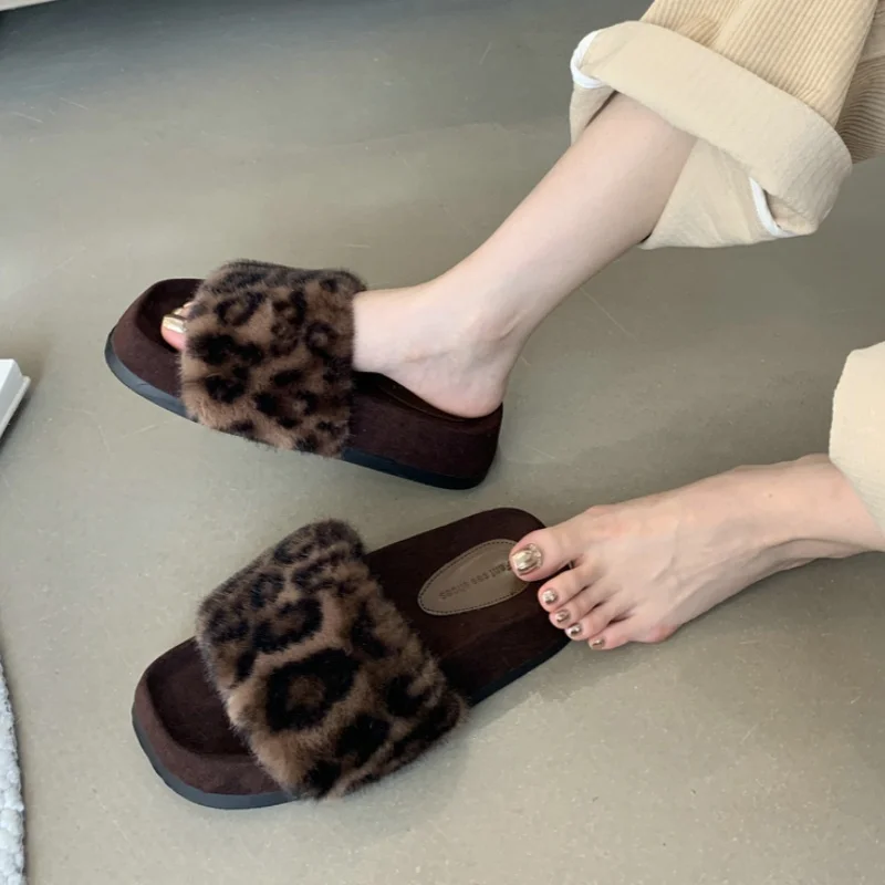 Bailamos Leopard Platform Women Slippers Fashion Fur Square Toe Shoes Designer Autumn Sandals Trend Walking Chaussures Femme
Bailamos Leopard Platform Women Slippers Fashion Fur Square Toe Shoes Designer Autumn Sandals Trend Walking Chaussures Femme