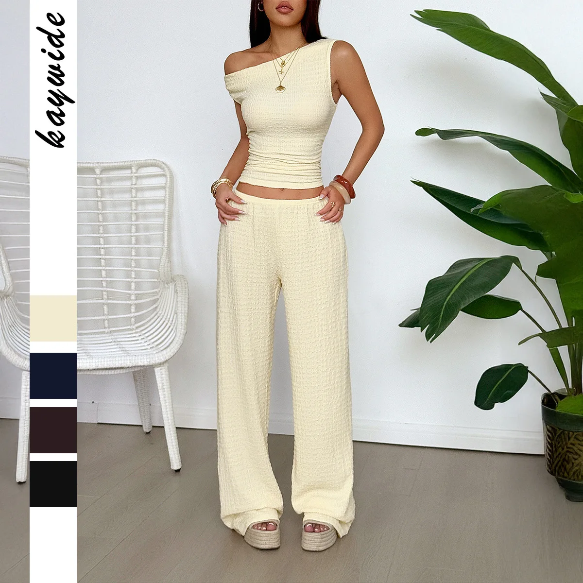 Sports Simple Sleeveless Vest Solid Color Trousers Suit Women's Clothing 2025 Spring and Summer
Sports Simple Sleeveless Vest Solid Color Trousers Suit Women's Clothing 2025 Spring and Summer