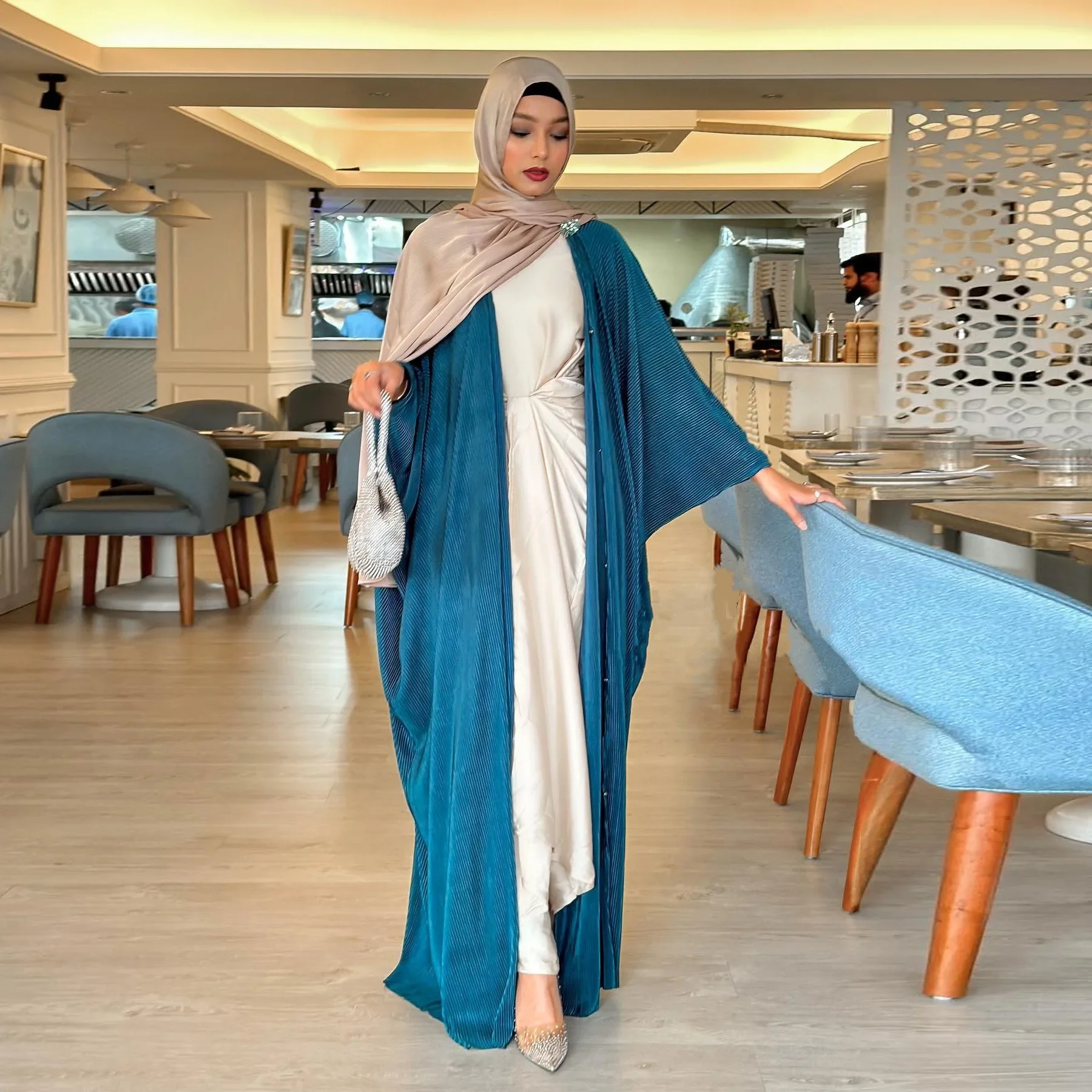 Eid Kaftan Open Abaya Kimono Saudi Morocco Muslim Chiffon Pleated Abayas for Women Dubai Turkey Hijab Party Dress Ramadan Islam
Eid Kaftan Open Abaya Kimono Saudi Morocco Muslim Chiffon Pleated Abayas for Women Dubai Turkey Hijab Party Dress Ramadan Islam