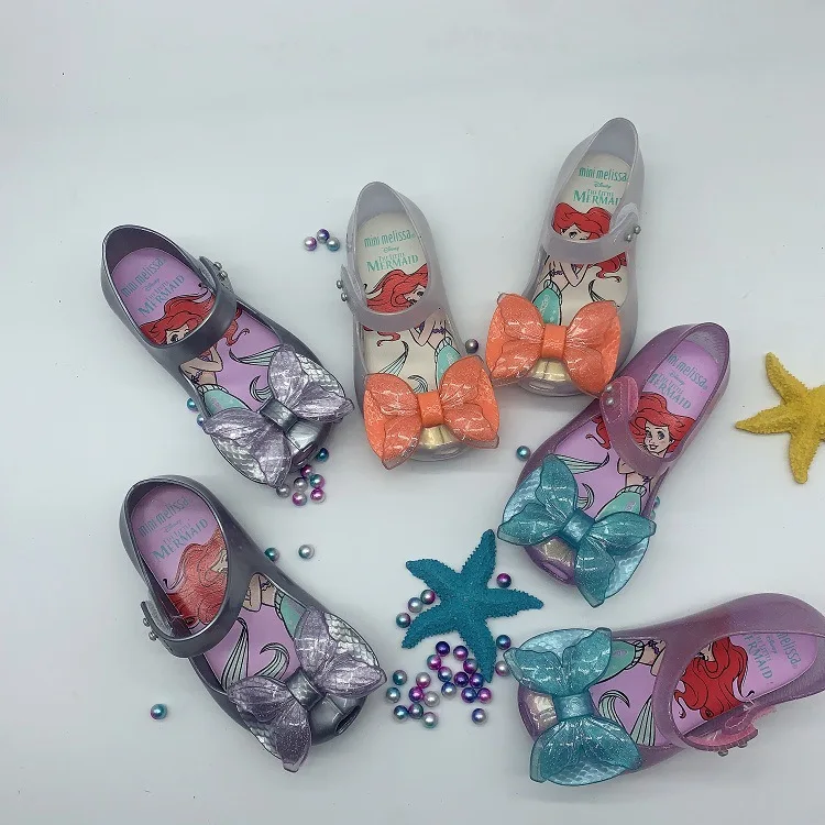 Новые милые сандалии принцессы-русалки для девочек Disney, нескользящая спортивная обувь с мягкой подошвой для девочки, подарок 
Новые милые сандалии принцессы-русалки для девочек Disney, нескользящая спортивная обувь с мягкой подошвой для девочки, подарок