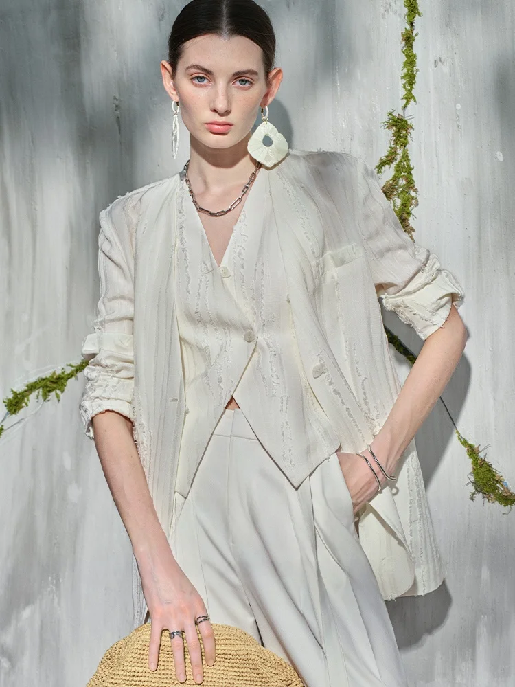 SVLI Ciscape Evening Rase Lierse Linen Cutout Texture Slim Fit No Collar Silhouette Western Sle Vest Faionable Commute ...
SVLI Ciscape Evening Rase Lierse Linen Cutout Texture Slim Fit No Collar Silhouette Western Sle Vest Faionable Commute ...