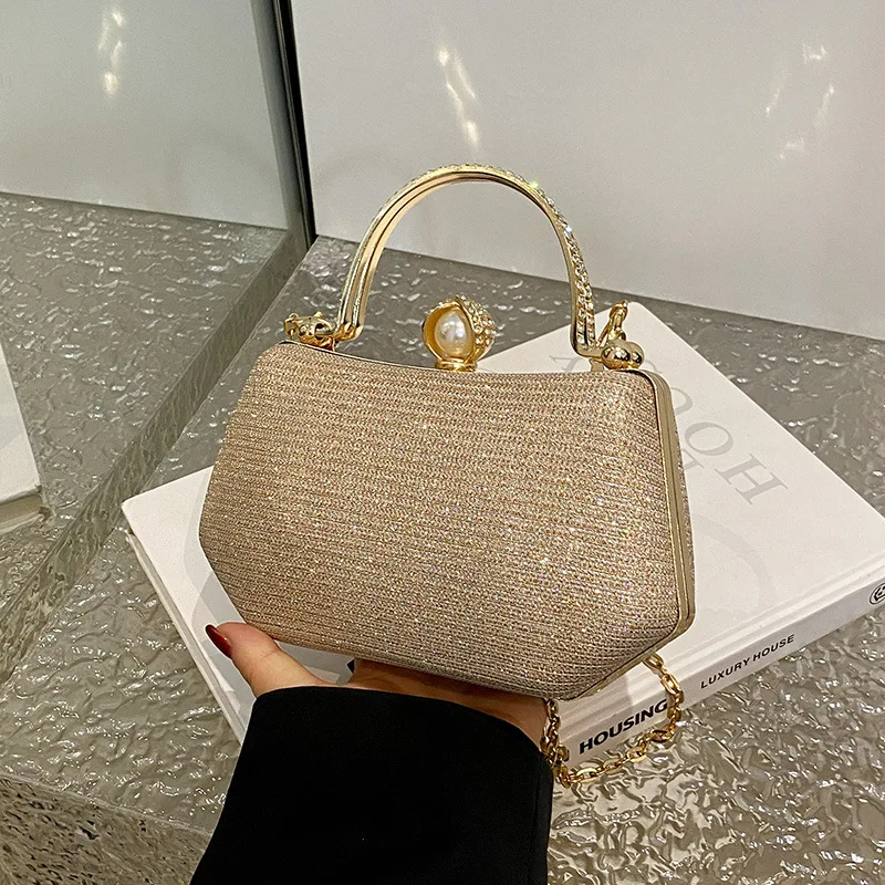 Женские вечерние сумки Bling Стразы, роскошный клатч, квадратная коробка, женские сумки через плечо, золотые, серебряные модные женские сумки
Женские вечерние сумки Bling Стразы, роскошный клатч, квадратная коробка, женские сумки через плечо, золотые, серебряные модные женские сумки