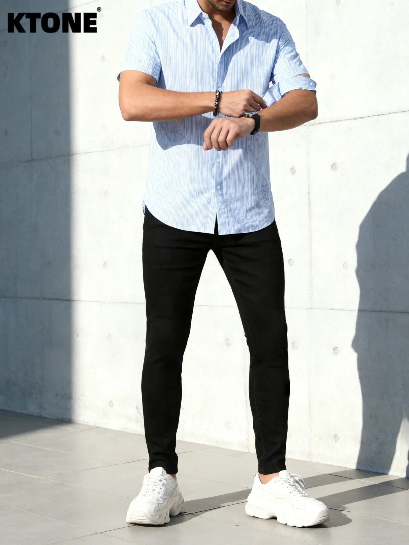 Men's Black Slim Jeans Pant Original Y2K Drip Fashion Comfort Denim Trousers No accessories or belts included
Men's Black Slim Jeans Pant Original Y2K Drip Fashion Comfort Denim Trousers No accessories or belts included