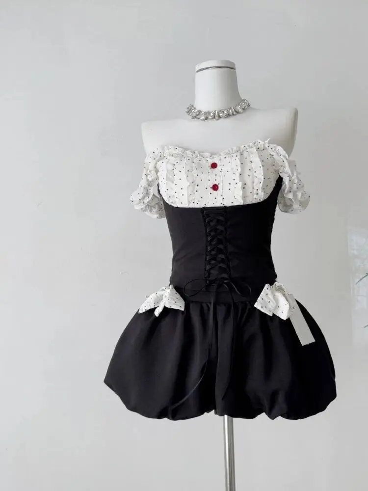2000s Aesthetic Elegant 2 Piece Sets Women Y2k Gothic Off Shoulder Design Blouse + Chic Skirt Female Korea Style Chic Outfits
2000s Aesthetic Elegant 2 Piece Sets Women Y2k Gothic Off Shoulder Design Blouse + Chic Skirt Female Korea Style Chic Outfits
