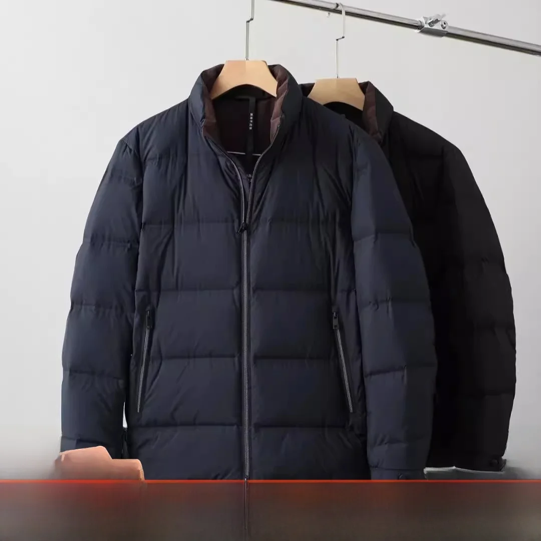 High-Loose Men's down Jaet Pure Color Bfled Filling Warm Faionable Collar Stand-Up Du down Jaet
High-Loose Men's down Jaet Pure Color Bfled Filling Warm Faionable Collar Stand-Up Du down Jaet